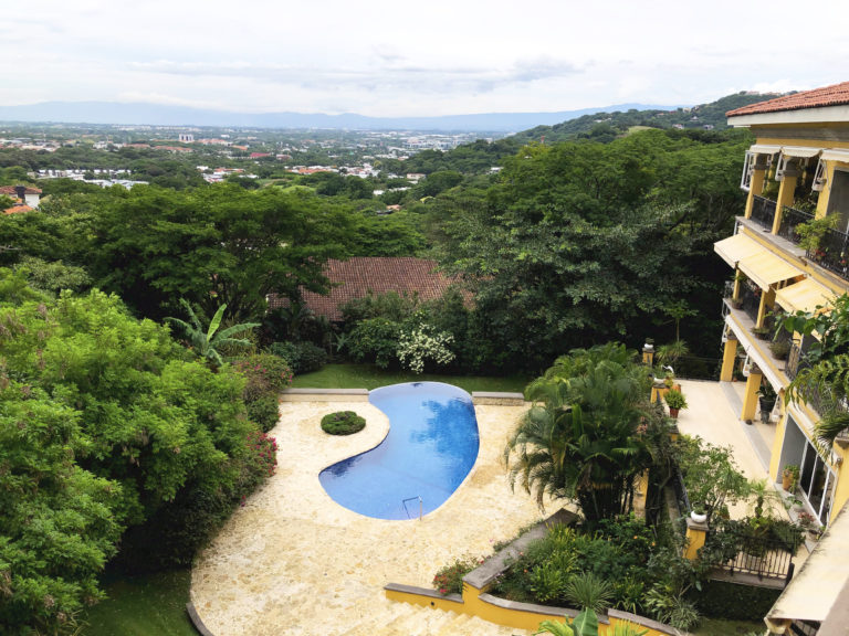 penthouse apartamento en venta con vista panoramica en escazu santa ana apartment with panoramic view for sale mls costa rica 1