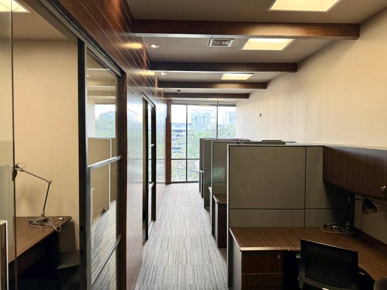 oficina amoblada en alquiler plaza tempo escazu furnished office for rent 1