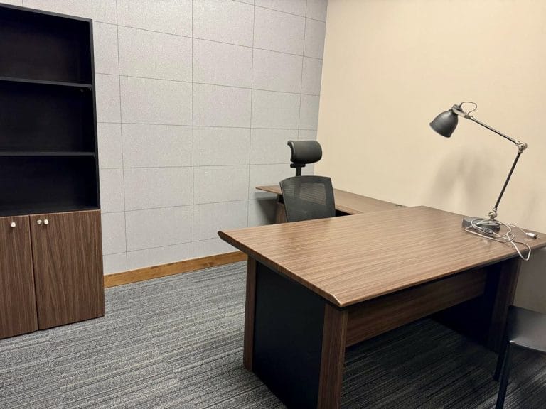 oficina amoblada en alquiler plaza tempo escazu furnished office for rent 1