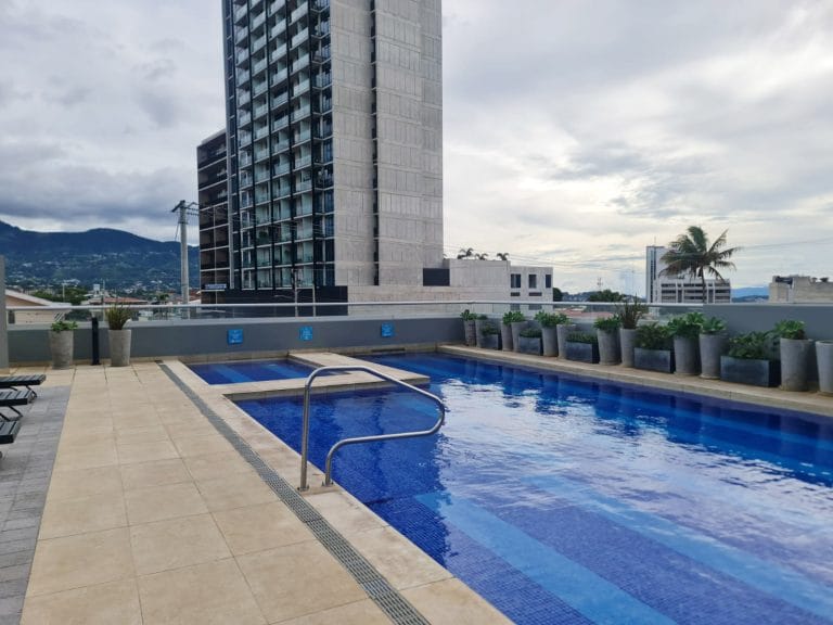 Apartamento-1-dormitorio-en-venta-en-U-Nunciatura-Rohrmoser-costa-rica-1.jpg