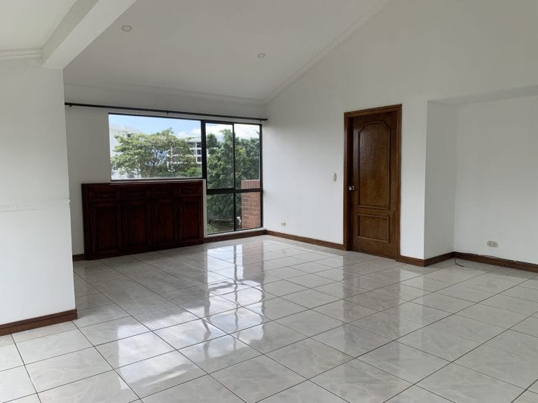 Area-Social-3-penthouse-en-venta-4-dormitorios-escazu-scaled.jpg