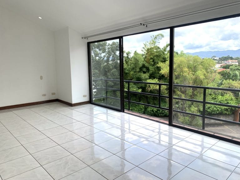 Dormitorio-Principal-2-penthouse-en-venta-4-dormitorios-escazu-scaled.jpg