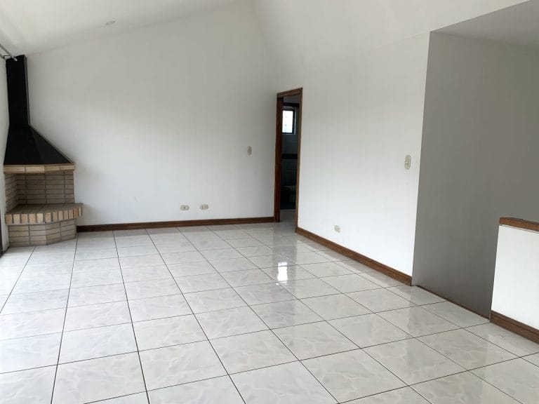 Dormitorio-principal-penthouse-en-venta-4-dormitorios-escazu-scaled.jpg