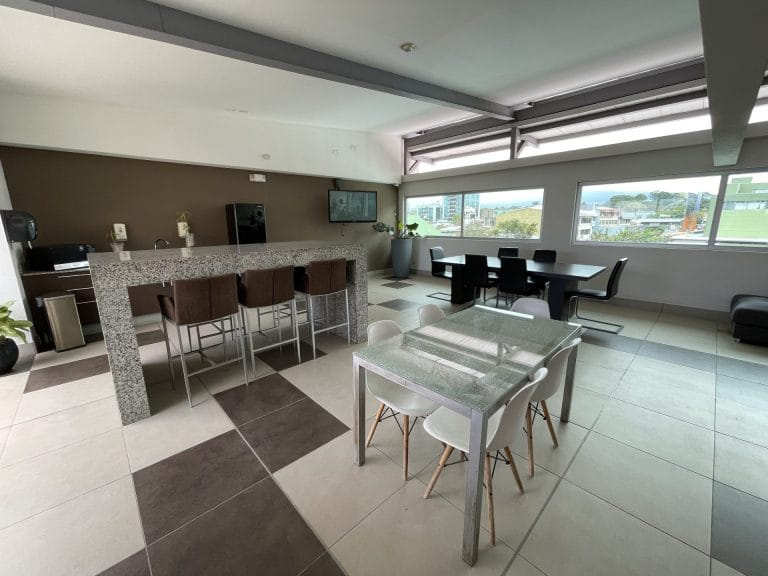 apartamento-en-alquiler-y-venta-en-latitud-Dent-san-pedro-barrio-escalante-costa-rica-13-scaled.jpeg