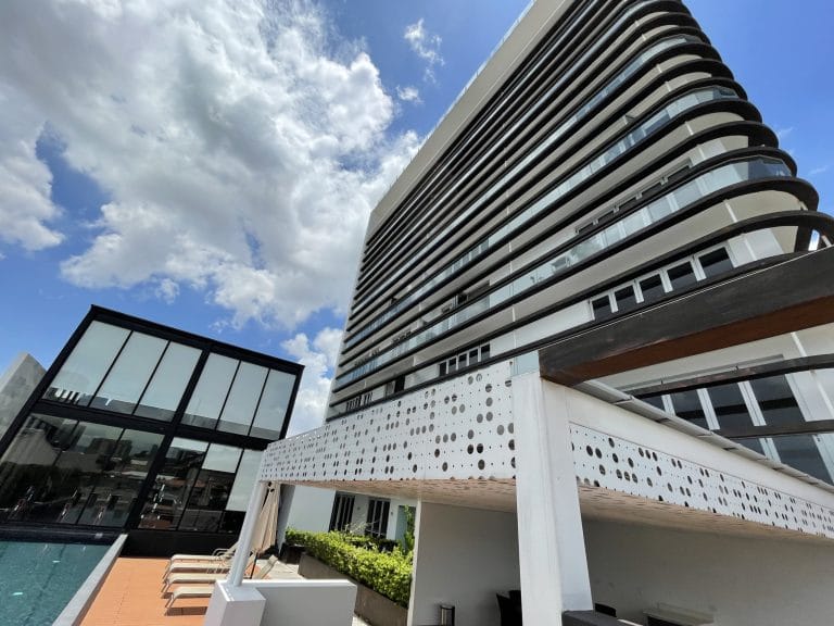 apartamento-en-alquiler-y-venta-en-via-74-nunciatura-rohrmoser-apartment-for-sale-and-rent-13-scaled.jpeg