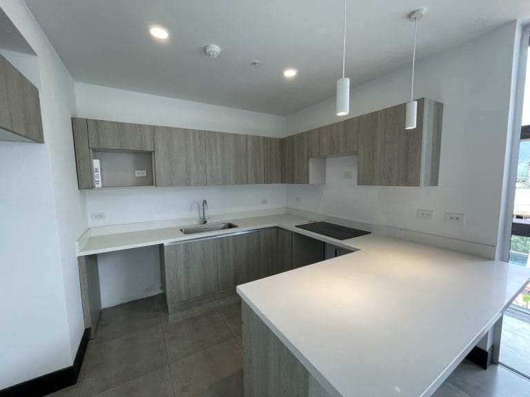 apartamento-en-alquiler-y-venta-en-via-74-nunciatura-rohrmoser-apartment-for-sale-and-rent-4-scaled.jpeg