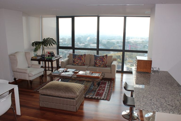 apartamento-en-venta-en-Metropolitan-Tower-en-La-Sabana-Costa-Rica-luxury-designer-apartment-for-sale-3.jpg