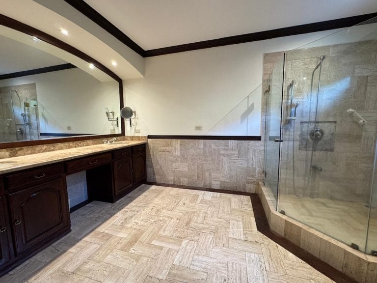 casa 3 dormitorios de 1 piso en venta bosques de lindora santa ana costa rica 8