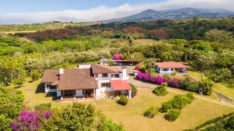 finca-hacienda-cafetalera-en-venta-santa-barbara-de-heredia-coffee-estate-farm-for-sale-costa-rica-4.jpg