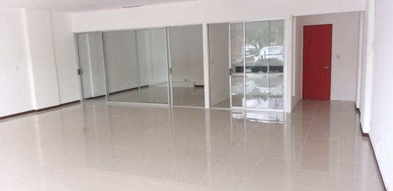 local-comercial-en-alquiler-en-torres-del-parque-sabana-norte-san-jose-costa-rica-retail-space-for-rent-1-2.jpeg