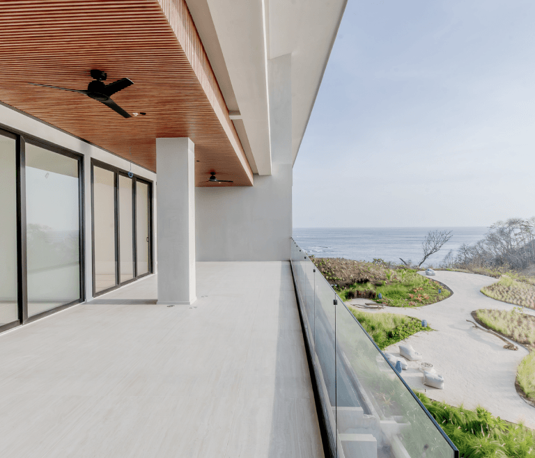 oceanfront luxury 3 bedroom apartment in Nerea for sale in faro escondido herradura los sueños costa rica