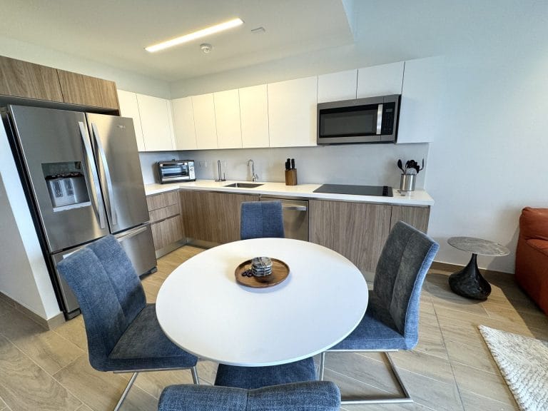 apartamento 2 dormitorios amoblado alquiler avenida escazu torre 302 costa rica furnished apartment for rent