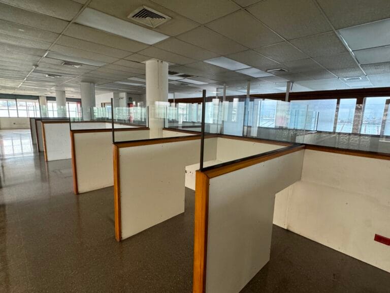 oficentro en venta en desamparados costa rica 1a