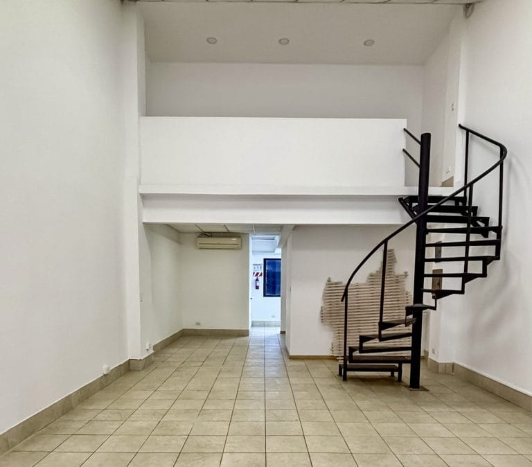 ofibodega en alquiler en guachipelin escazu