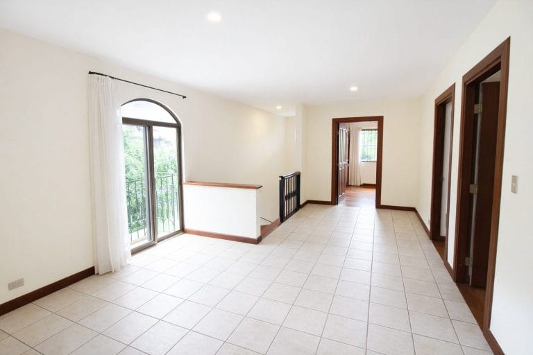 DED0D753-7BDC-4A56-B7F4-5BD0619B356E