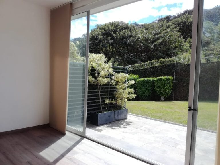 apartamento en venta y alquiler en The Ivy guachipelin escazu costa rica 2 bedroom partment for sale or rent in the ivy guachipelin escazu