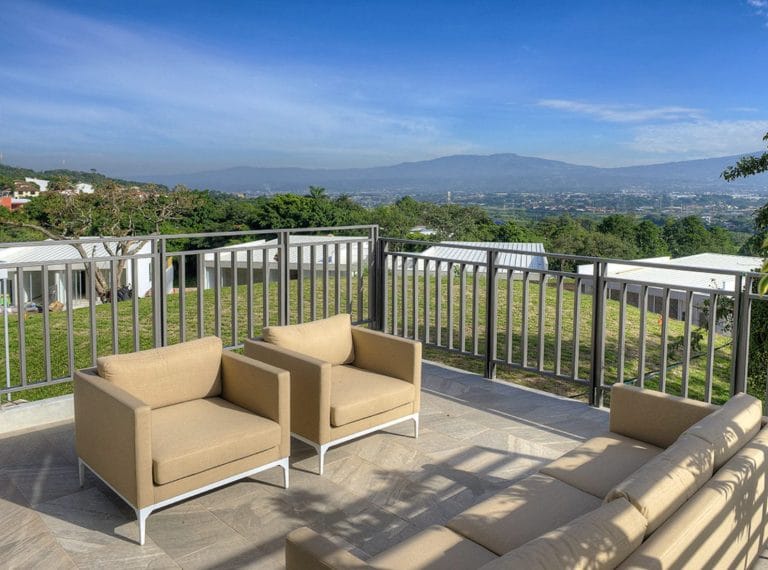 apartamento en venta y alquiler en The Ivy guachipelin escazu costa rica 2 bedroom partment for sale or rent in the ivy guachipelin escazu