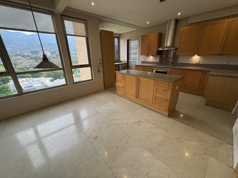 penthouse en venta 4 dormitorios los laureles escazu costa rica