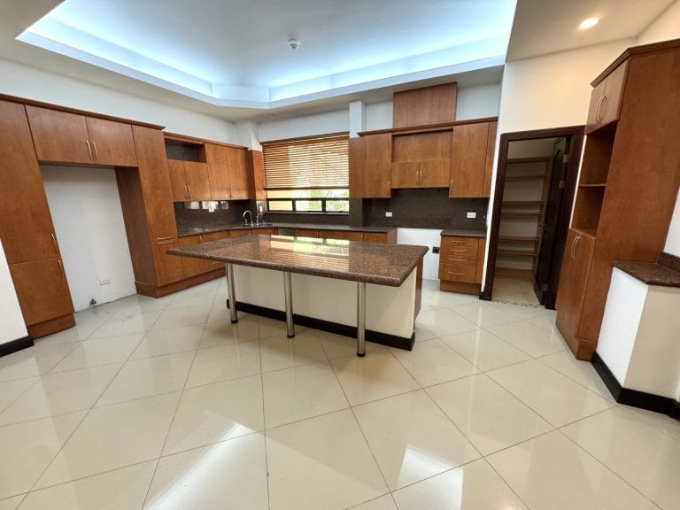 apartamento en venta y alquiler villa vento alto de las palomas santa ana 2B