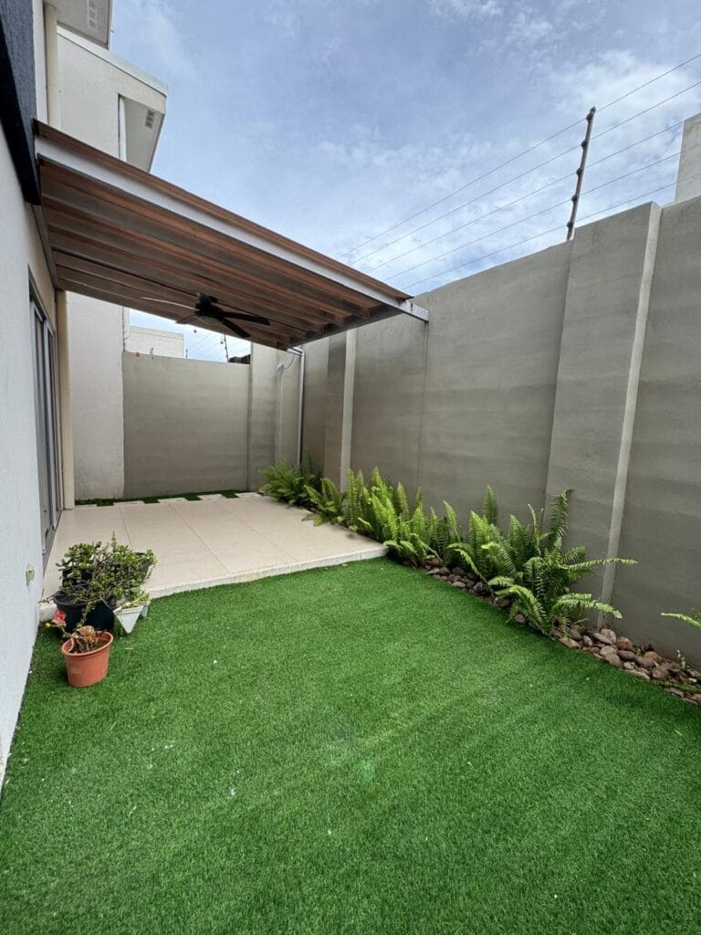 Jardin Trasero