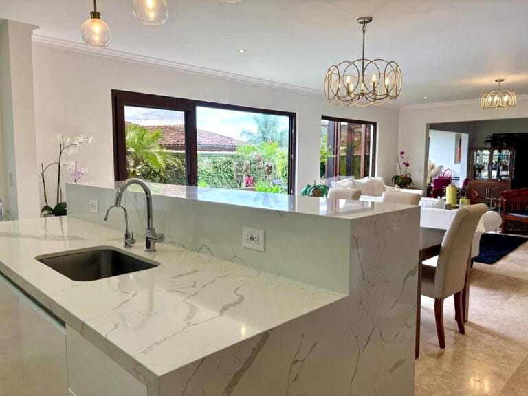 casa 4 dormitorios en venta jaboncillos escazu 1