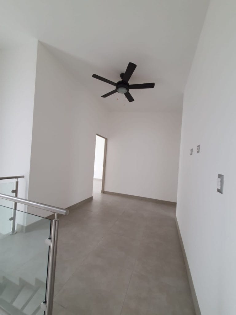 Area-entre-cuarto-Source-Living-Guachipelin-scaled.jpeg