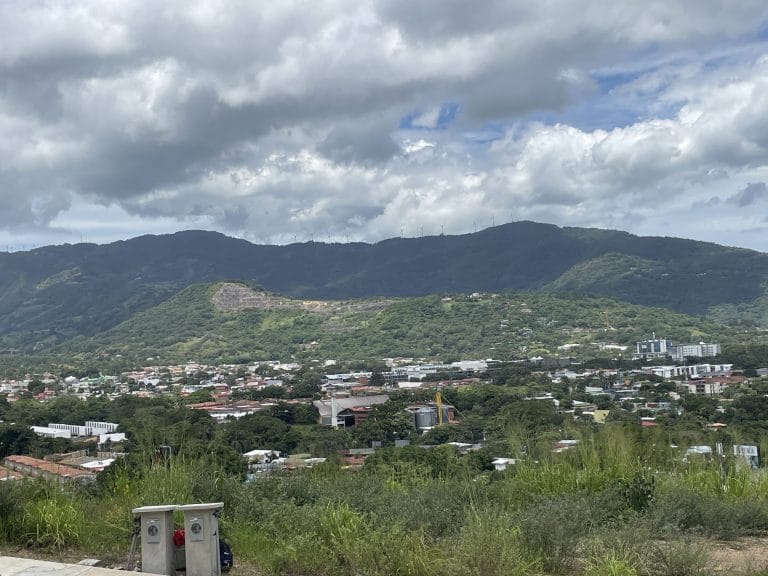 Lote-con-vista-panoramica-en-venta-en-Condominio-Vista-Real-Santa-Ana-Costa-Rica-2-scaled.jpg